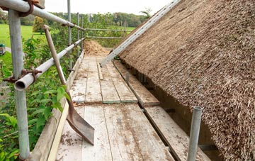 advantages of Combe Throop thatch roofing