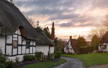 is Combe Throop thatch roofing popular